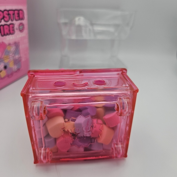 100% Soft Love is like a Dumpster Fire Valentines 2021 Edition Pink Candy Vinyl - Picture 11 of 12